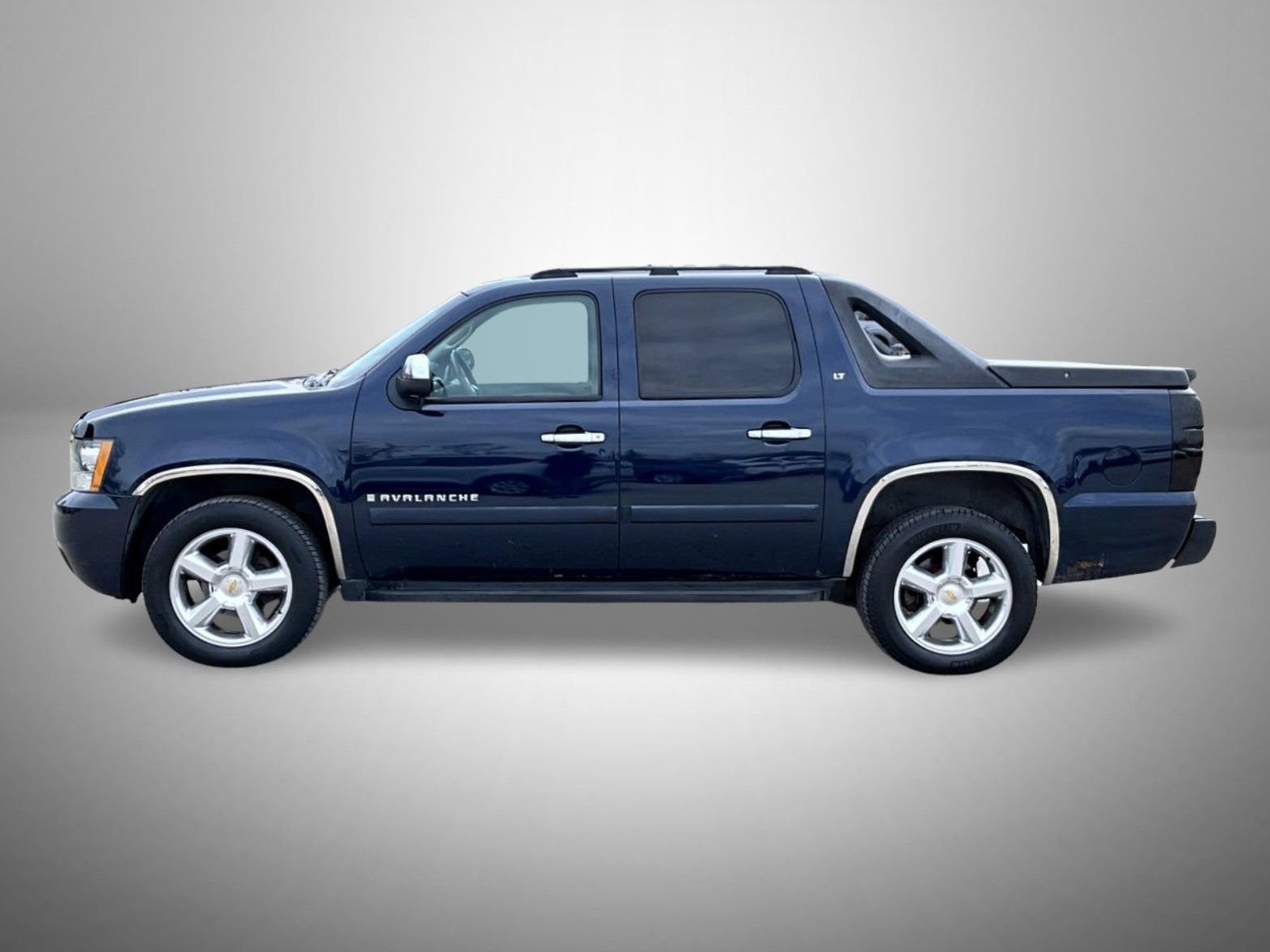 Used 2007 Chevrolet Avalanche LT w/ LT Preferred Equipment Group AWD/4WD image 8