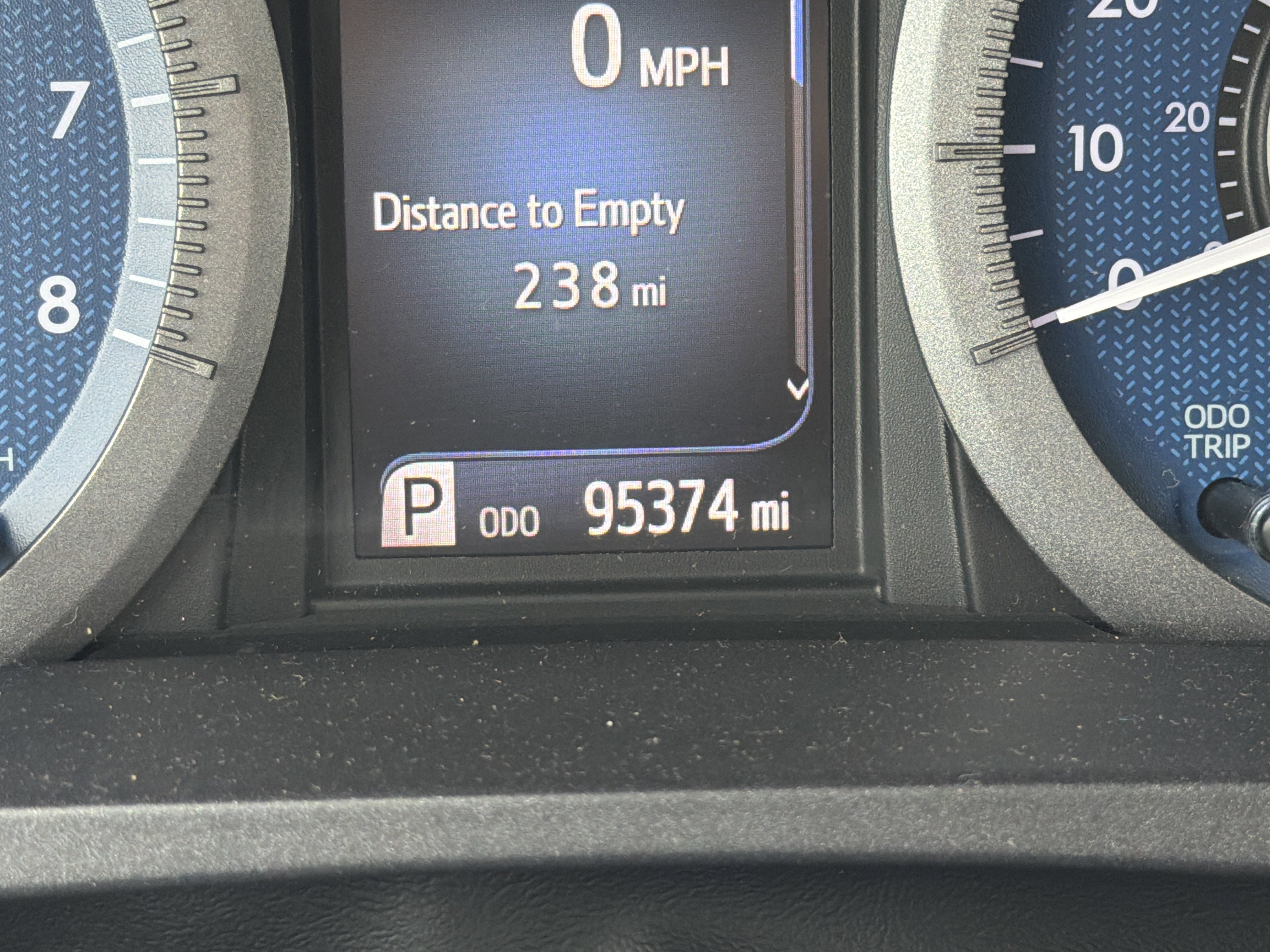 Used 2020 Toyota Sienna XLE w/ XLE Navigation Package FWD image 22