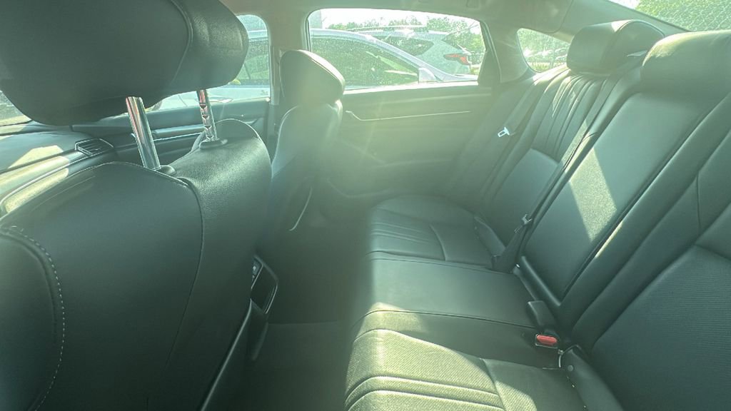Used 2022 Honda Accord Sport Special Edition image 4