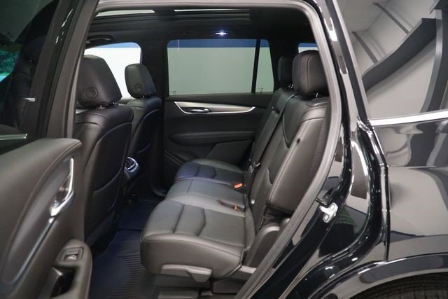 Certified 2024 Cadillac XT6 Luxury AWD/4WD image 24