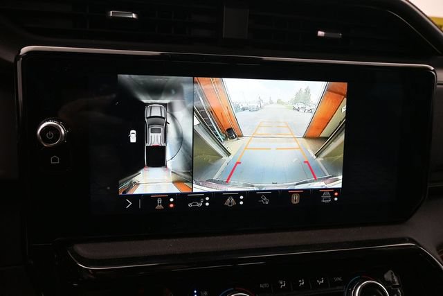 Used 2025 GMC Sierra 1500 AT4 w/ Technology Package AWD/4WD image 25