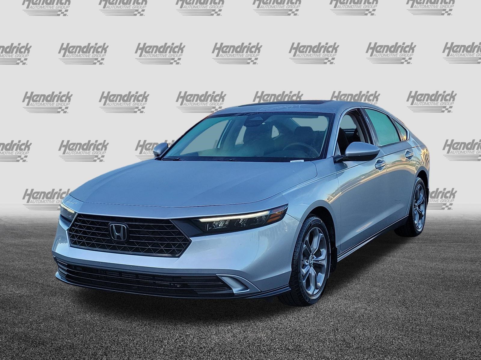 Used 2024 Honda Accord EX image 3