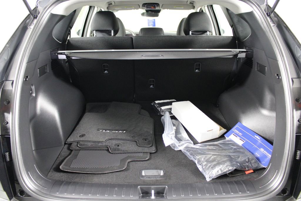 Certified 2026 Hyundai Tucson SE FWD image 17