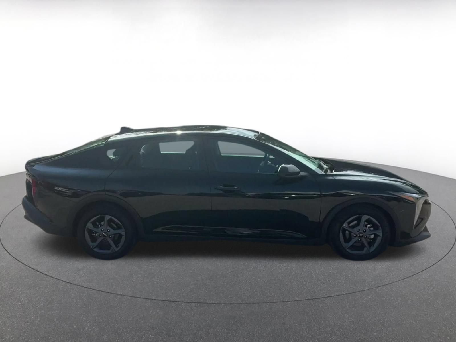 Used 2026 Kia K4 FWD image 13