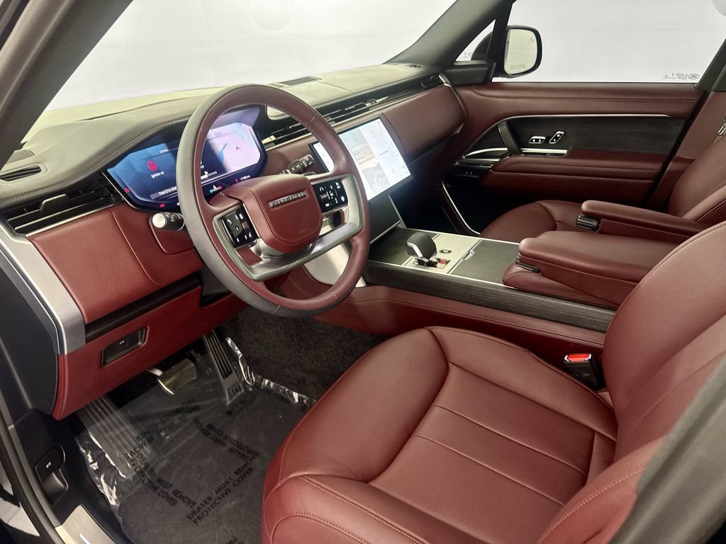 Certified 2025 Land Rover Range Rover SE AWD/4WD image 8