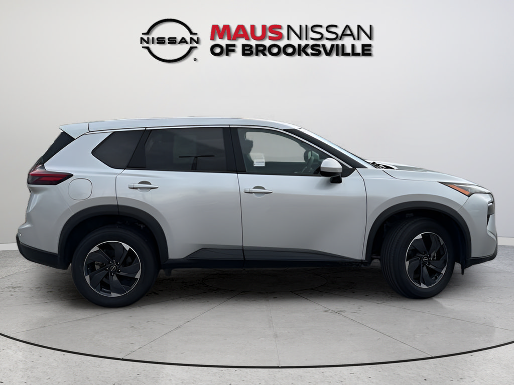 Certified 2024 Nissan Rogue SV AWD/4WD image 16