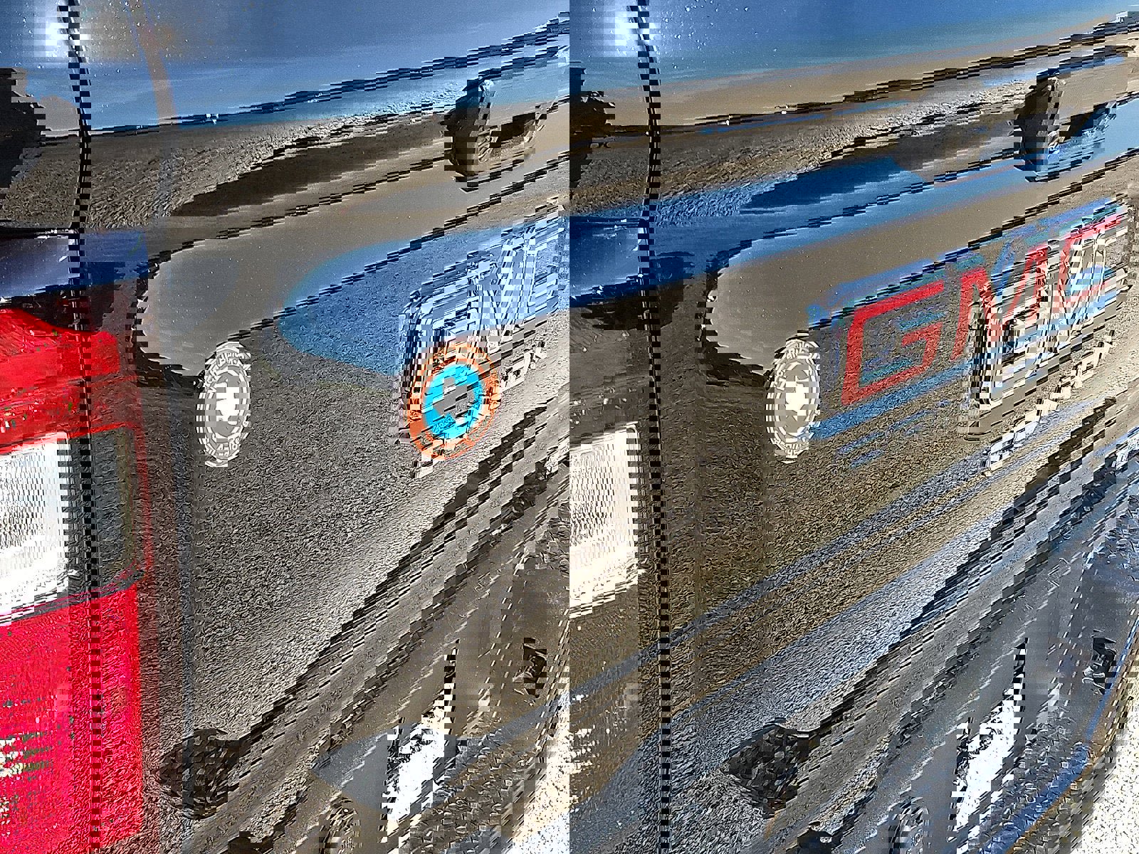 New 2026 GMC Canyon Elevation w/ Convenience Package image 9