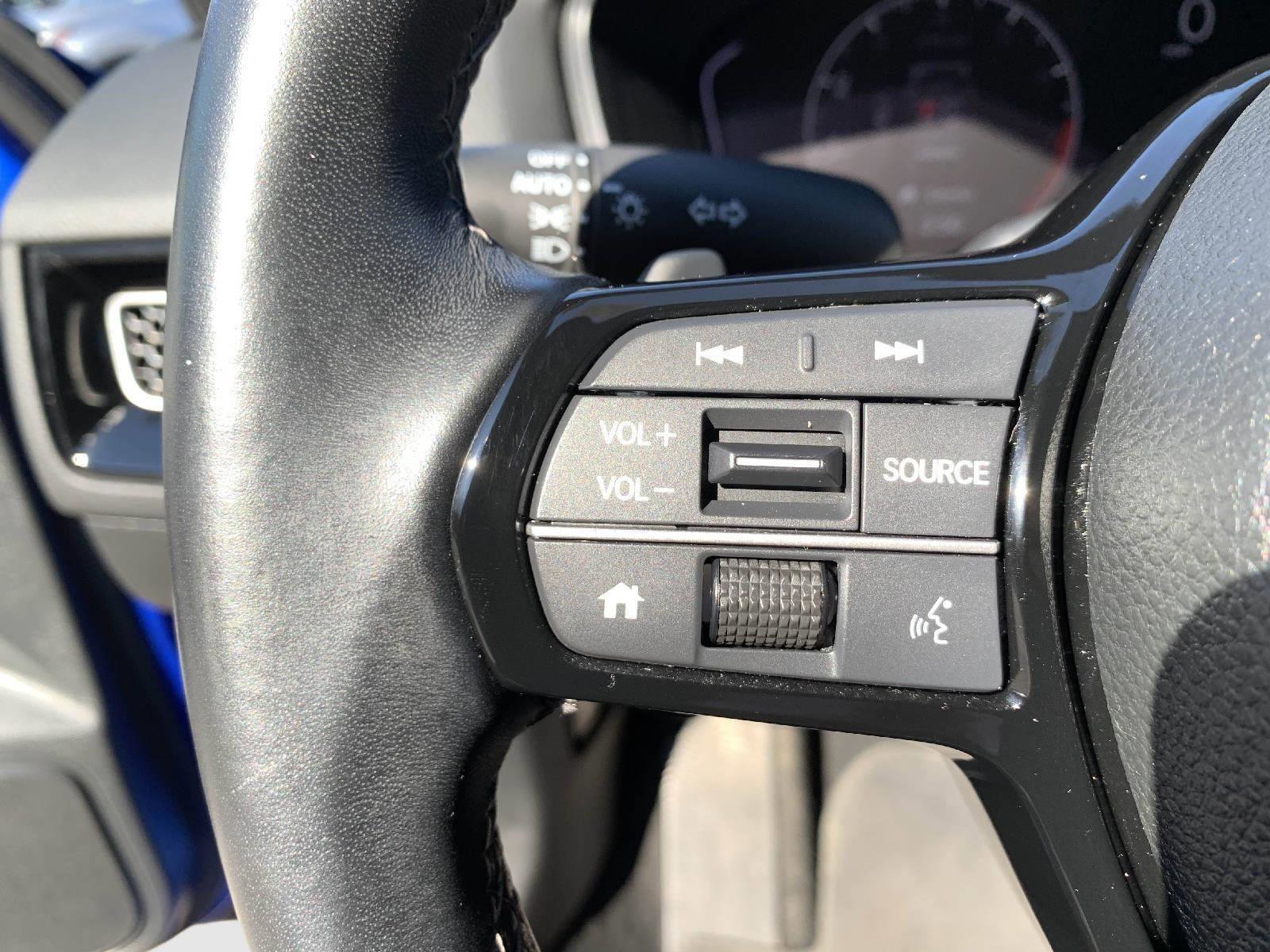 Used 2023 Honda Civic Sport image 16