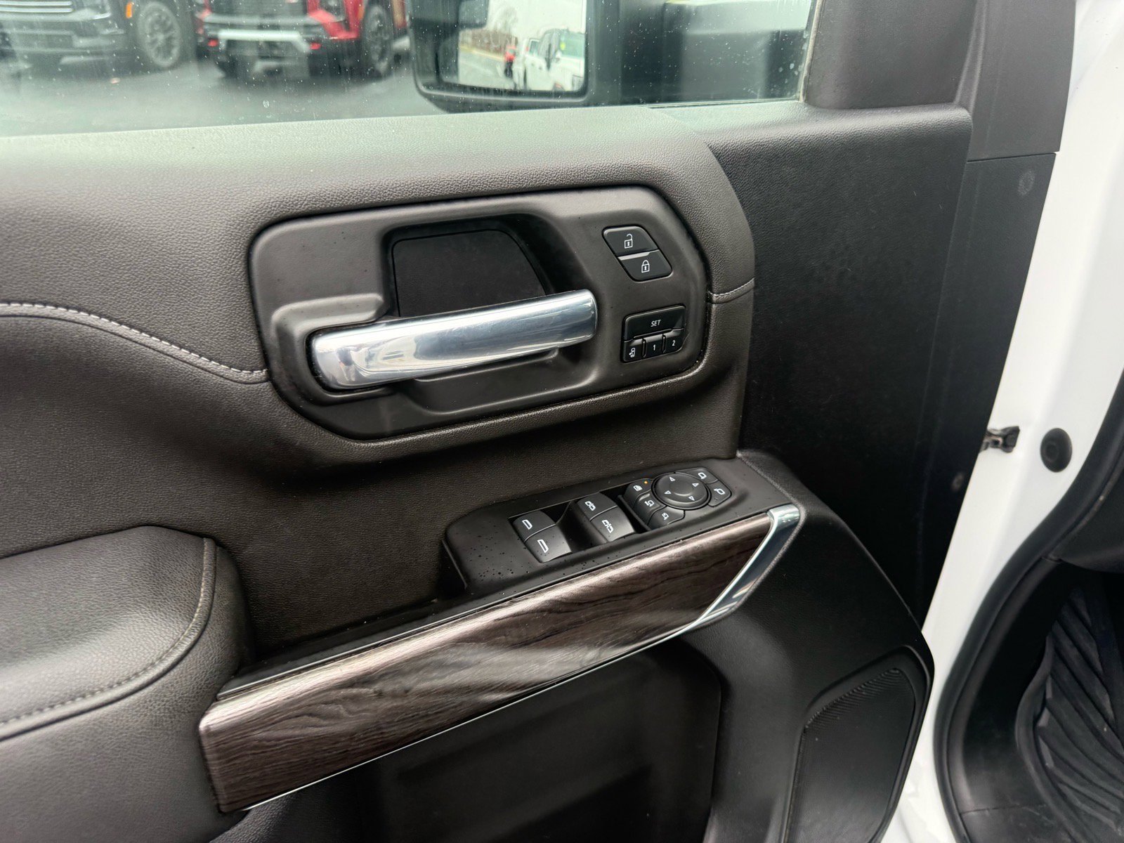 Used 2022 Chevrolet Silverado 2500 LTZ image 15