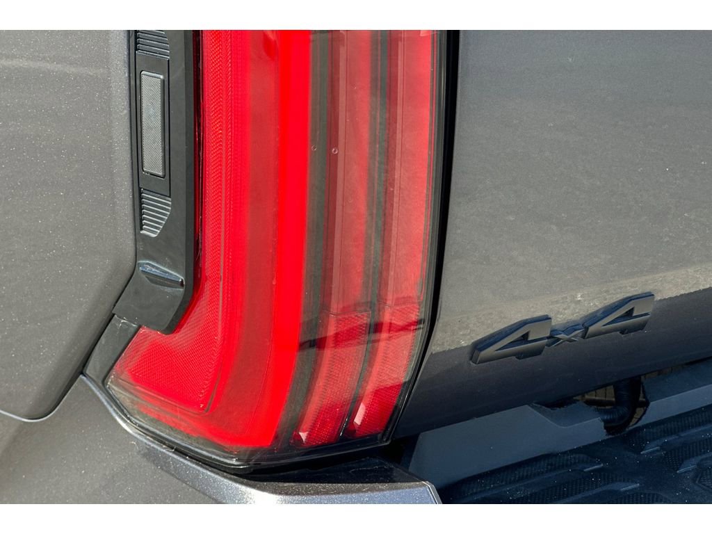 Used 2025 Toyota Tundra Platinum image 33