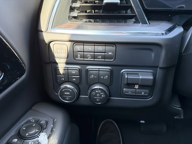 New 2026 Chevrolet Tahoe Z71 w/ Z71 Off-Road Package image 15