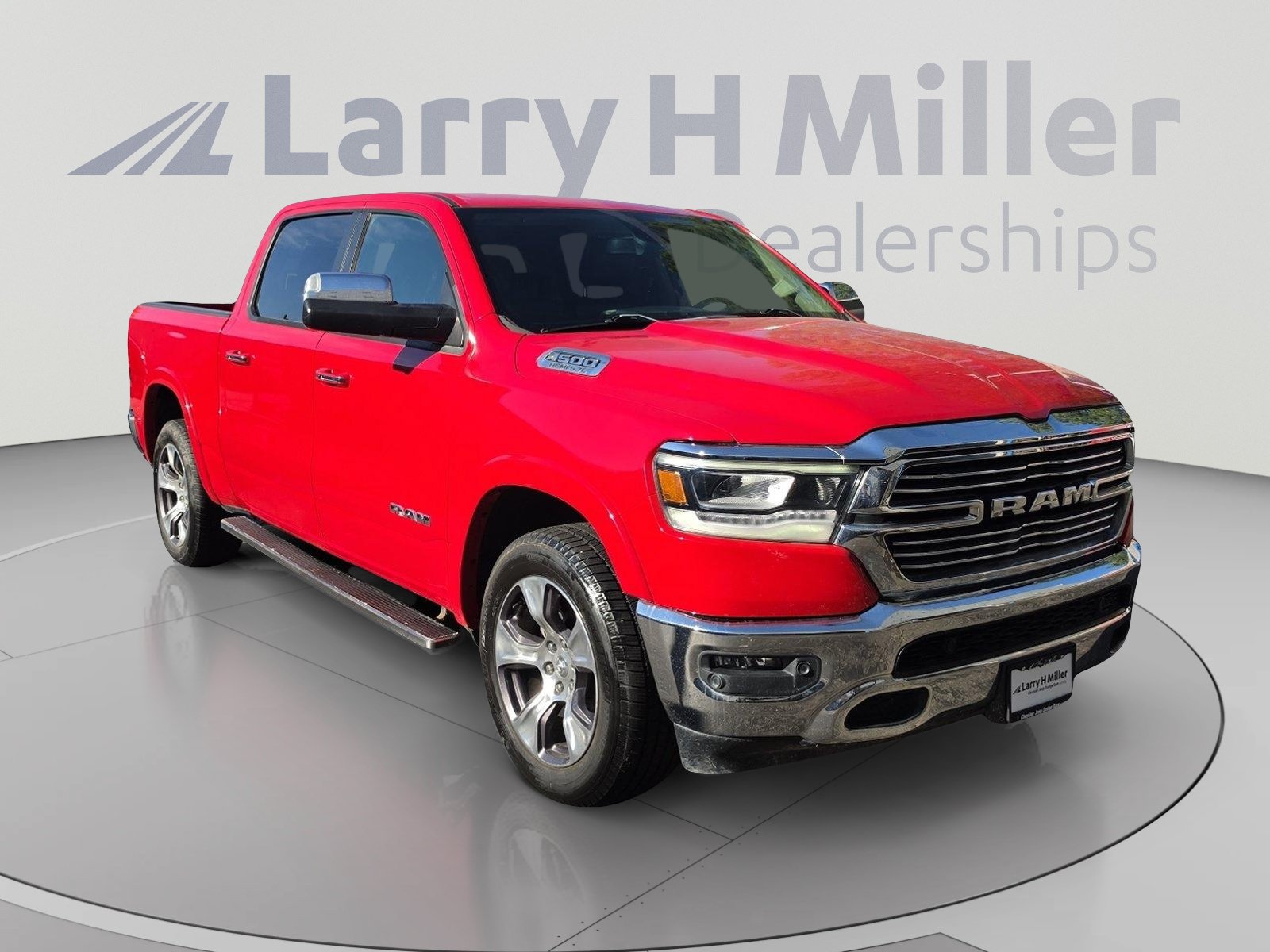 Used 2019 RAM 1500 Laramie AWD/4WD image 7