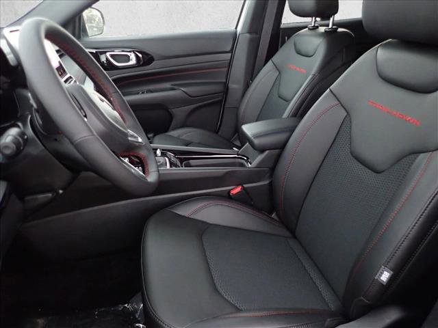 New 2026 Jeep Compass Trailhawk image 12