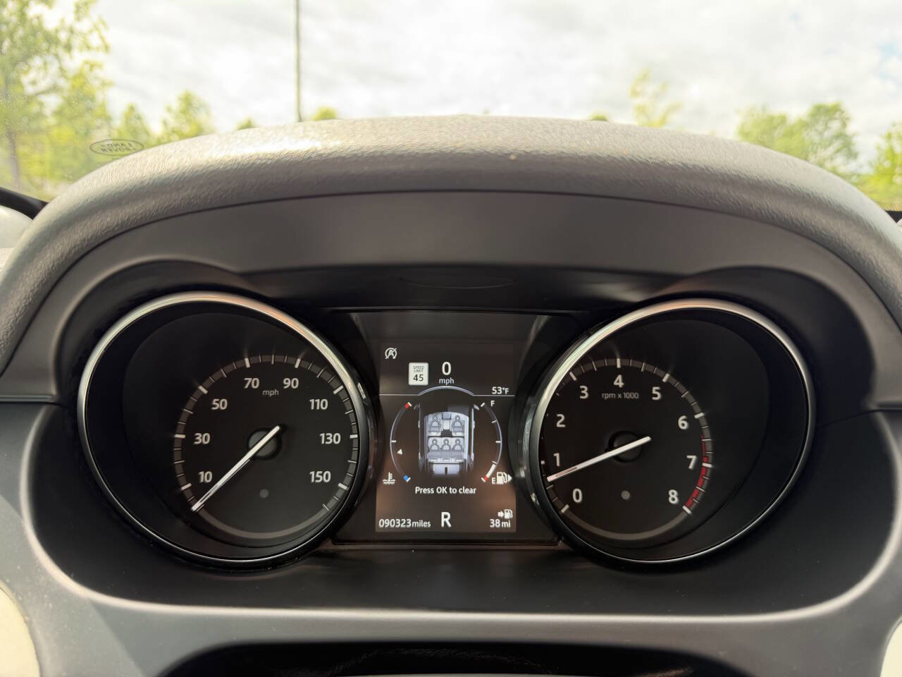 Used 2018 Land Rover Discovery Sport HSE AWD/4WD image 22