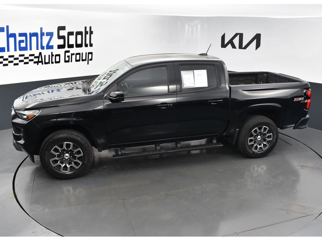 Used 2023 Chevrolet Colorado Z71 w/ Z71 Convenience Package 2 AWD/4WD image 10