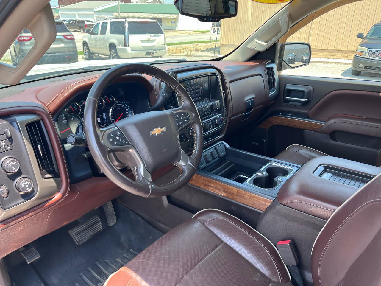 Used 2018 Chevrolet Silverado 1500 High Country AWD/4WD image 23