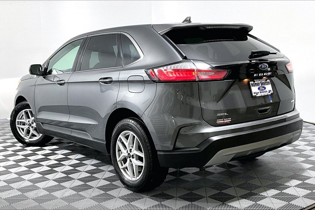 Used 2024 Ford Edge SEL w/ Convenience Package AWD/4WD image 11