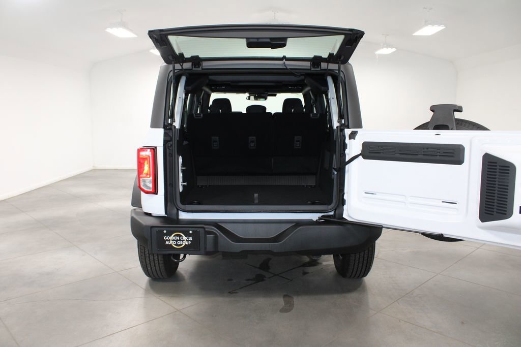 New 2025 Ford Bronco 4-Door image 12