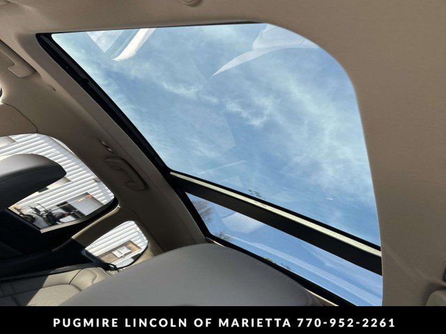 New 2026 Lincoln Corsair Grand Touring w/ Rear Removable Package Tray image 35