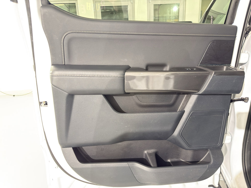 Used 2022 Ford F150 XLT w/ Equipment Group 302A High image 31