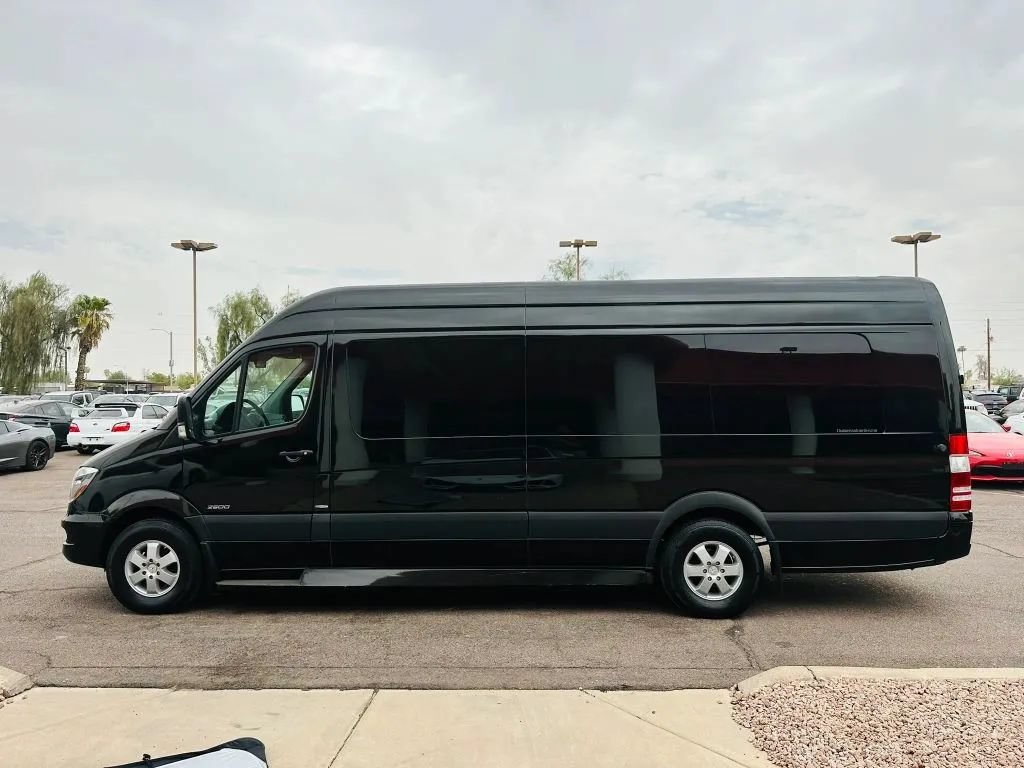 Used 2014 Mercedes-Benz Sprinter 2500 image 28