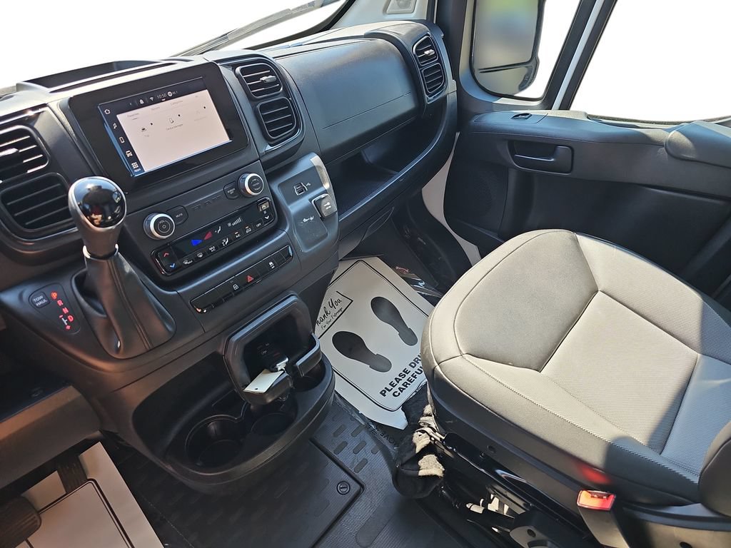 Used 2025 RAM ProMaster 2500 w/ Convenience Group FWD image 24