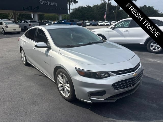 Used 2017 Chevrolet Malibu LT