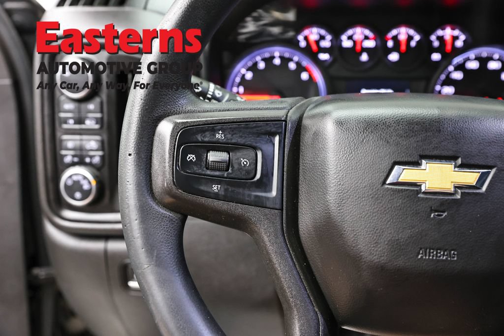 Used 2020 Chevrolet Silverado 1500 Custom w/ Custom Value Package AWD/4WD image 14