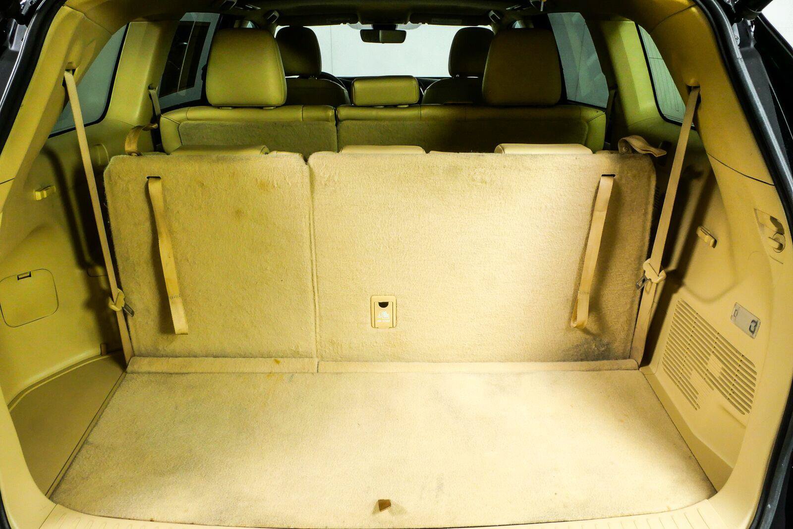 Used 2019 Toyota Highlander XLE AWD/4WD image 33
