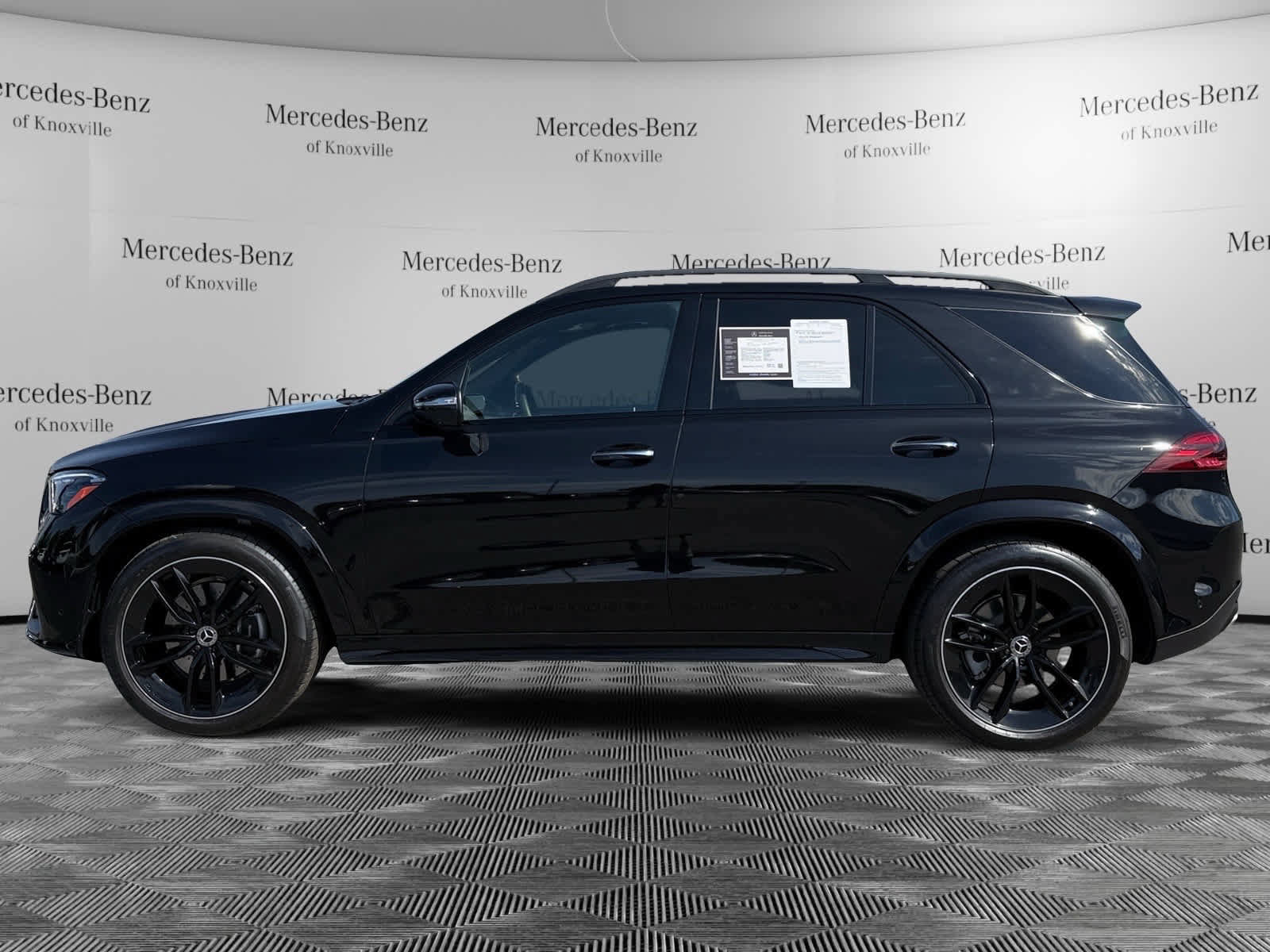 Certified 2026 Mercedes-Benz GLE 580 4MATIC image 2