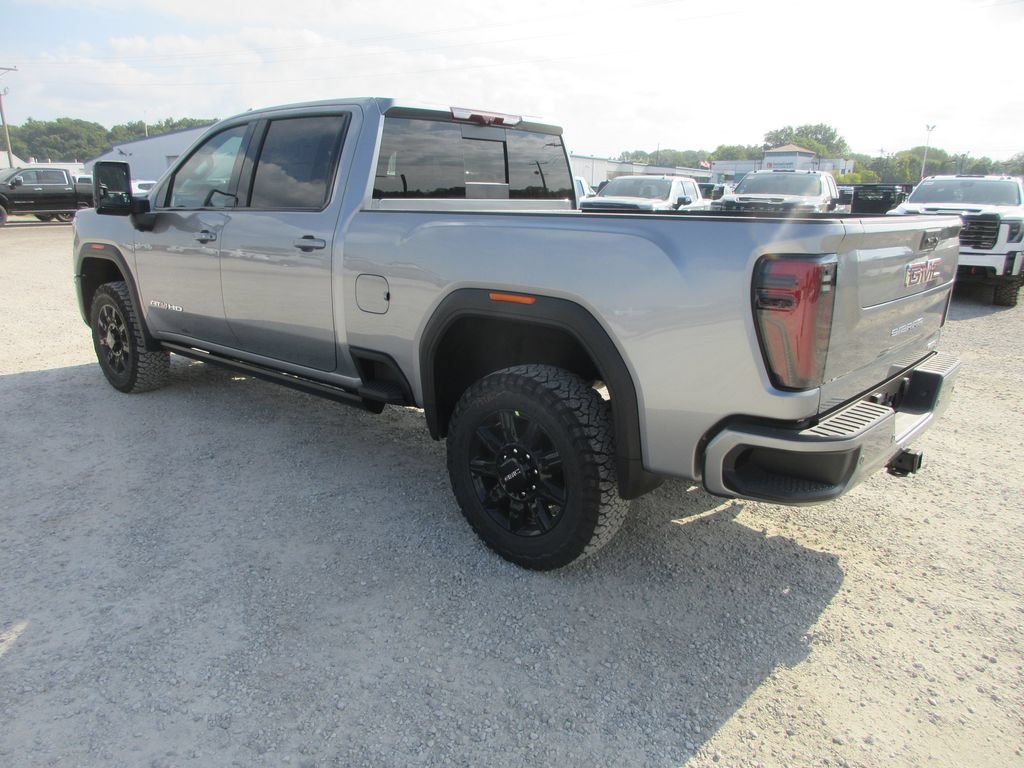 New 2026 GMC Sierra 2500 AT4 w/ AT4 Premium Plus Package AWD/4WD image 9