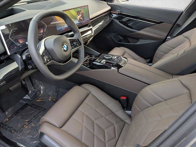 New 2026 BMW 530i xDrive w/ Premium Package image 3