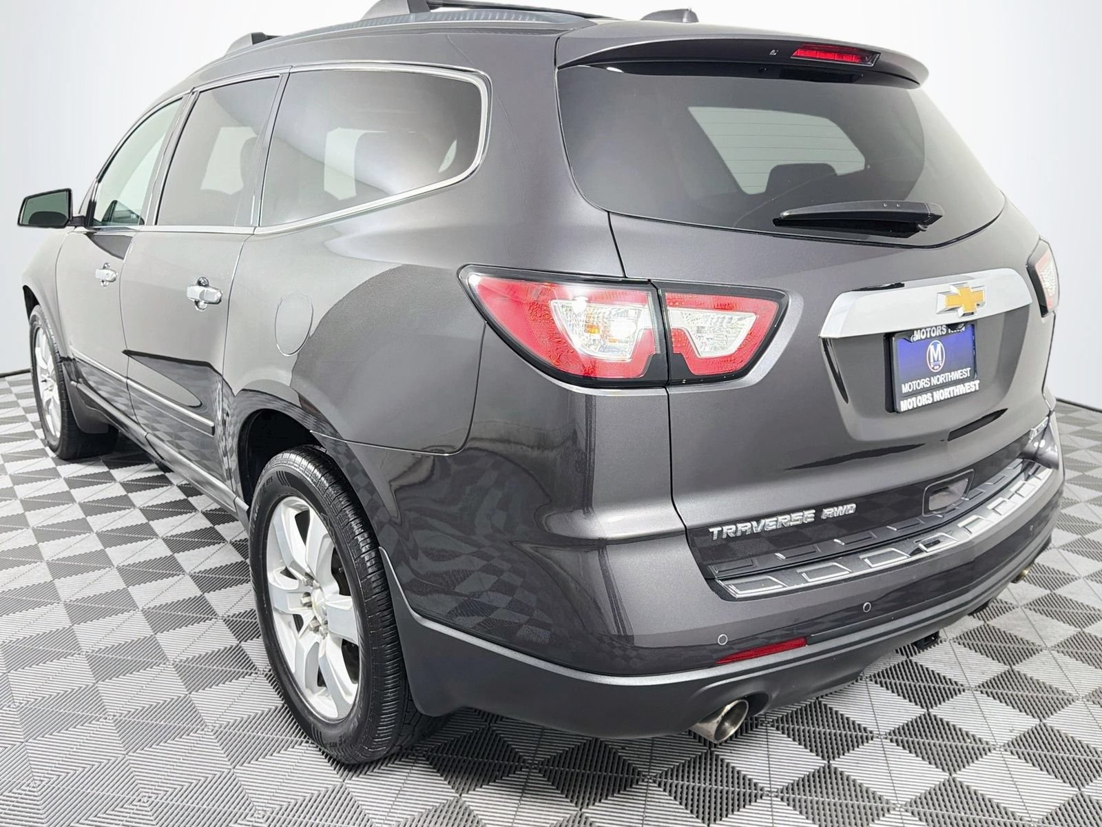 Used 2017 Chevrolet Traverse Premier AWD/4WD image 9
