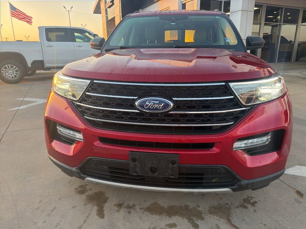 Used 2020 Ford Explorer XLT w/ Equipment Group 202A image 8