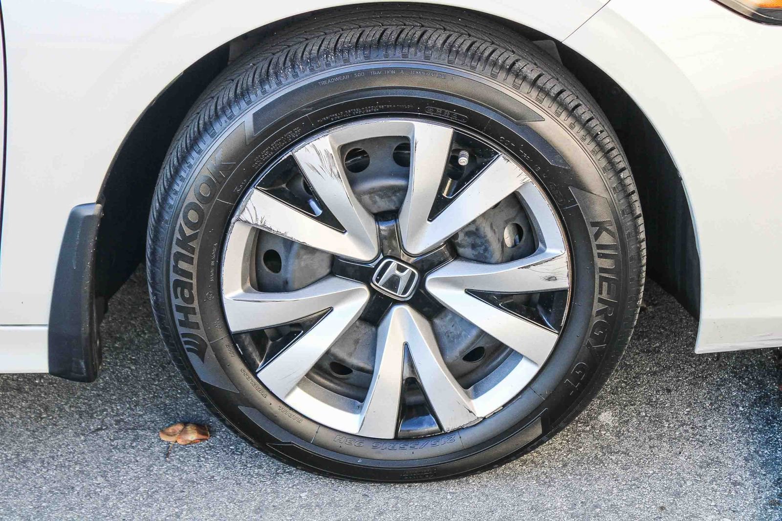 Used 2023 Honda Civic LX image 11