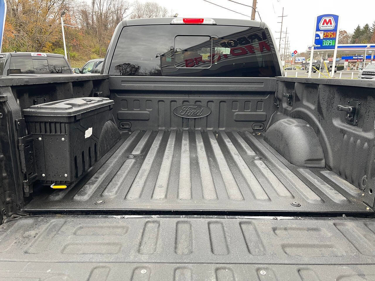 Used 2015 Ford F150 Platinum w/ Max Trailer Tow Package image 8