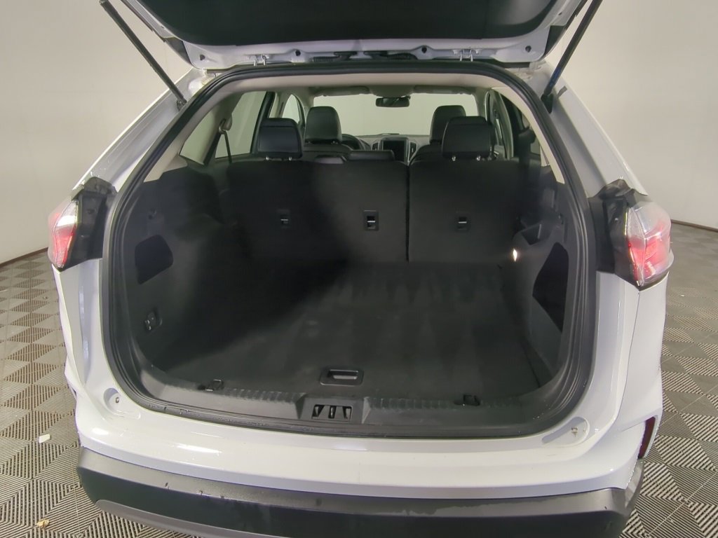 Used 2024 Ford Edge SEL image 7