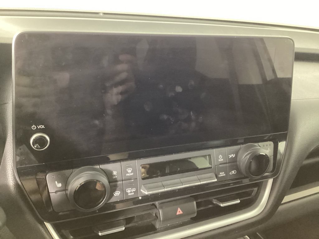 Used 2024 Toyota Grand Highlander AWD image 18