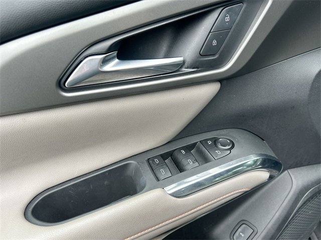 Certified 2025 Chevrolet Traverse LT image 17