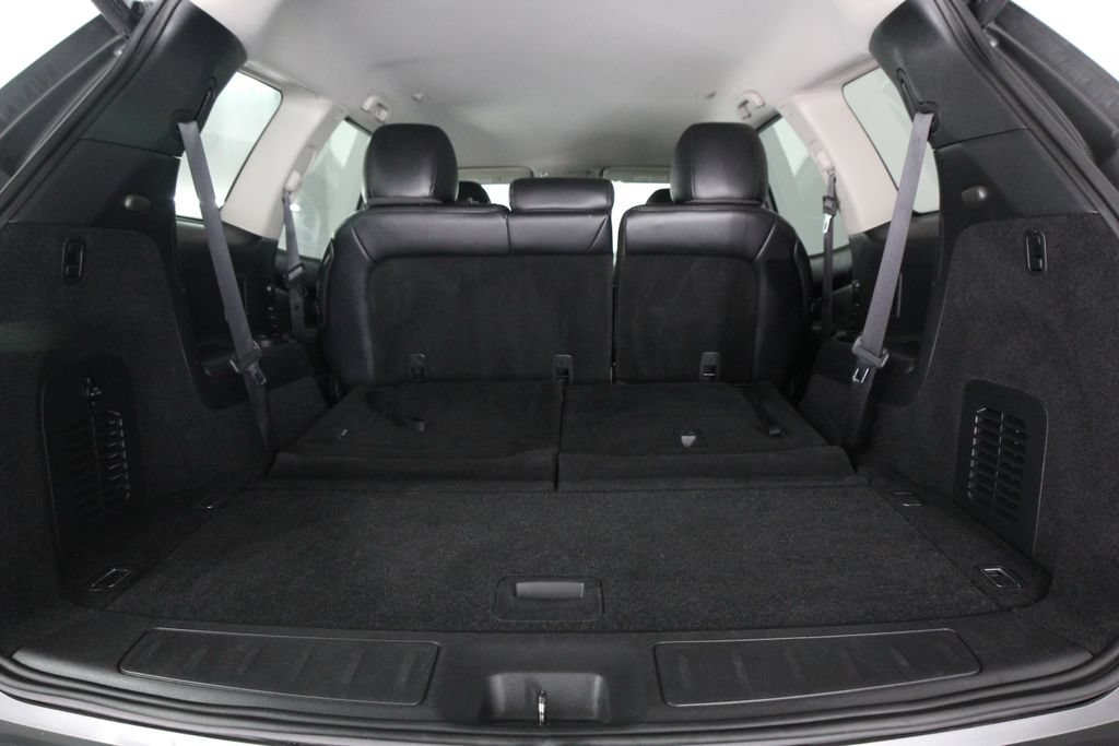 Used 2020 Nissan Pathfinder SL AWD/4WD image 37