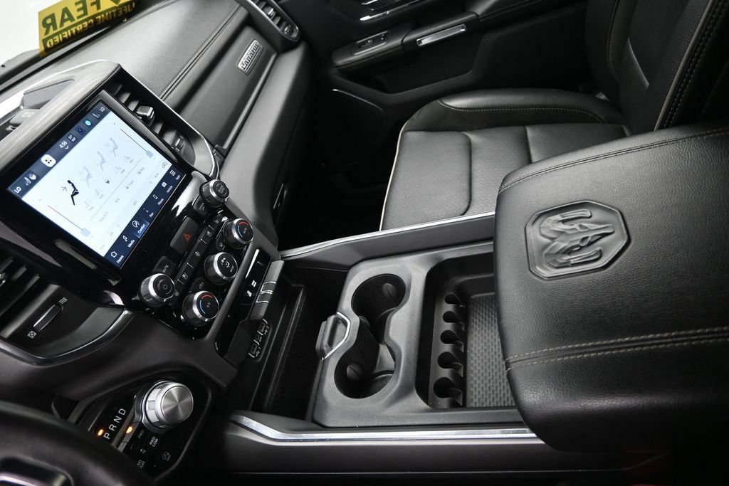 Used 2024 RAM 1500 Laramie AWD/4WD image 21