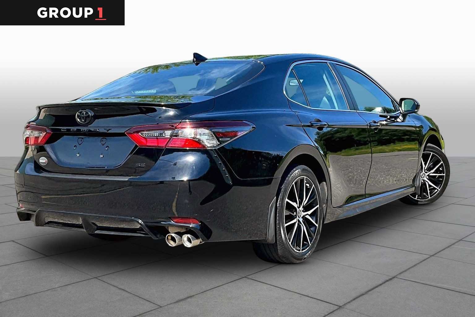 Used 2023 Toyota Camry SE w/ Blackout Package (TMS) FWD image 12
