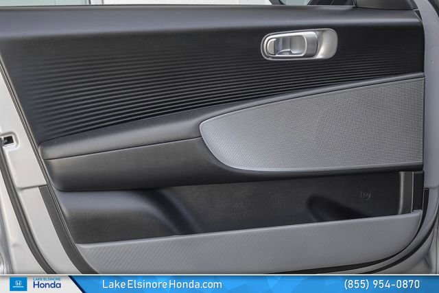 Used 2024 Hyundai Ioniq 6 SE RWD image 13