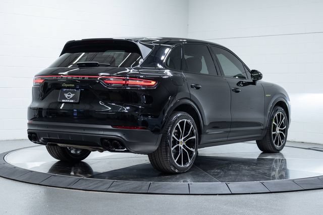 Used 2023 Porsche Cayenne Platinum Edition AWD/4WD image 10