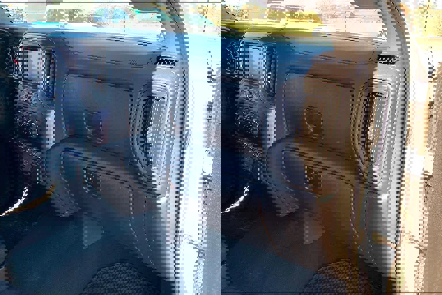 Used 2024 Chevrolet Silverado 1500 Custom image 19