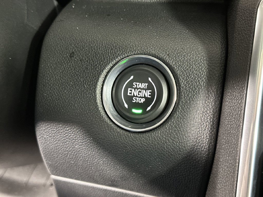 Used 2026 GMC Acadia Elevation w/ Elevation Premium Package FWD image 20