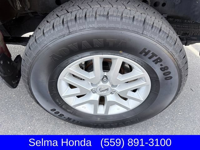 Used 2016 Nissan Frontier SV w/ SV Value Truck Package AWD/4WD image 23