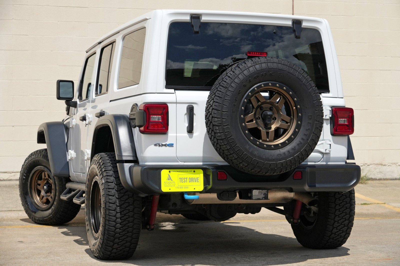 Used 2022 Jeep Wrangler Unlimited Rubicon 4xe w/ Cold Weather Group AWD/4WD image 5