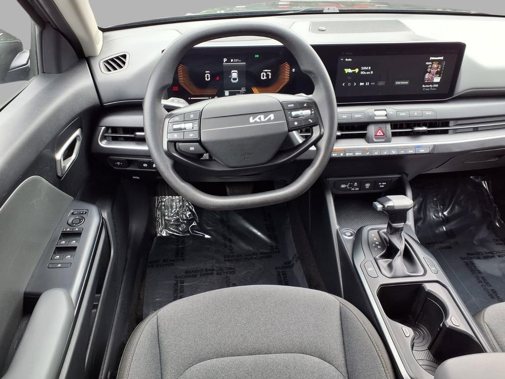Used 2025 Kia K4 FWD image 4