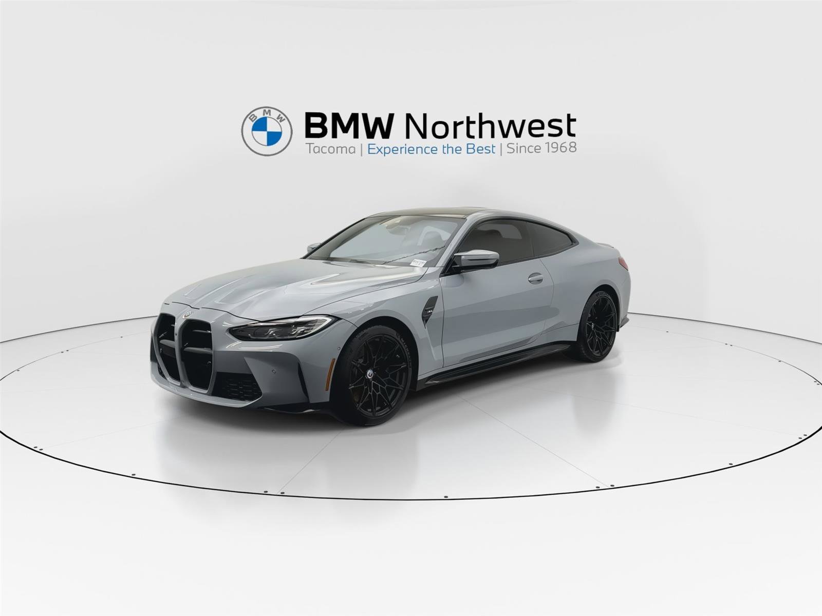 Used 2023 BMW M4 Coupe w/ Executive Package image 9